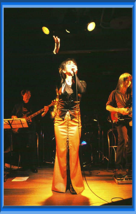 2000.11.11.�a�JQUON(3)