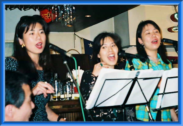 ���܂��s�R�[���X�̎��t�_��Lantern(1)